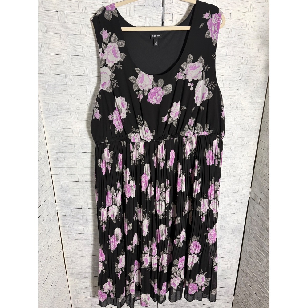 Torrid Womens Dress Floral Pleated Empire Waist Midi Whimsigoth Plus Size